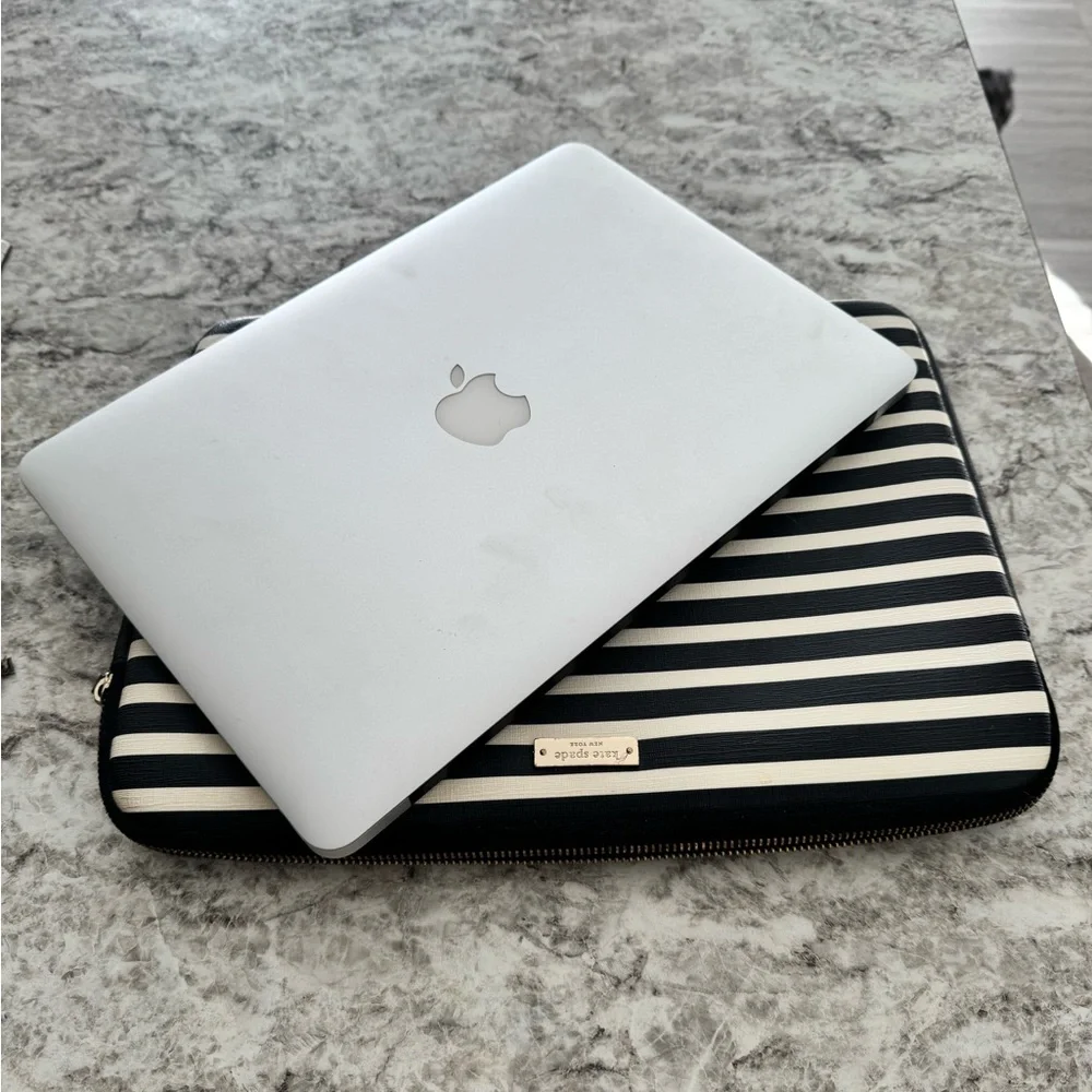 Kate Spade Black and White Striped Tablet Sleeve